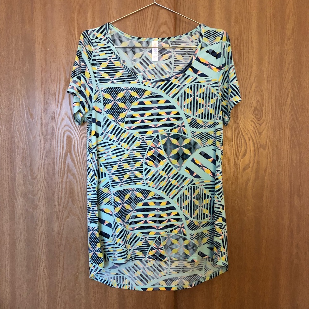 LuLaRoe Perfect T